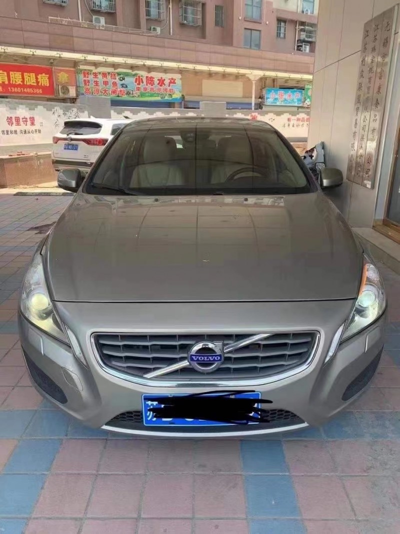 連云港11年沃爾沃S60L5