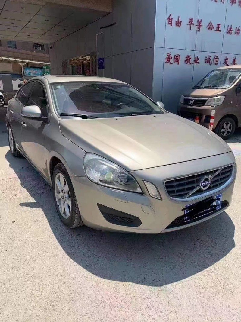 連云港11年沃爾沃S60L3