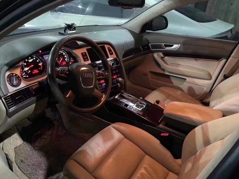 济宁10年奥迪A6L3