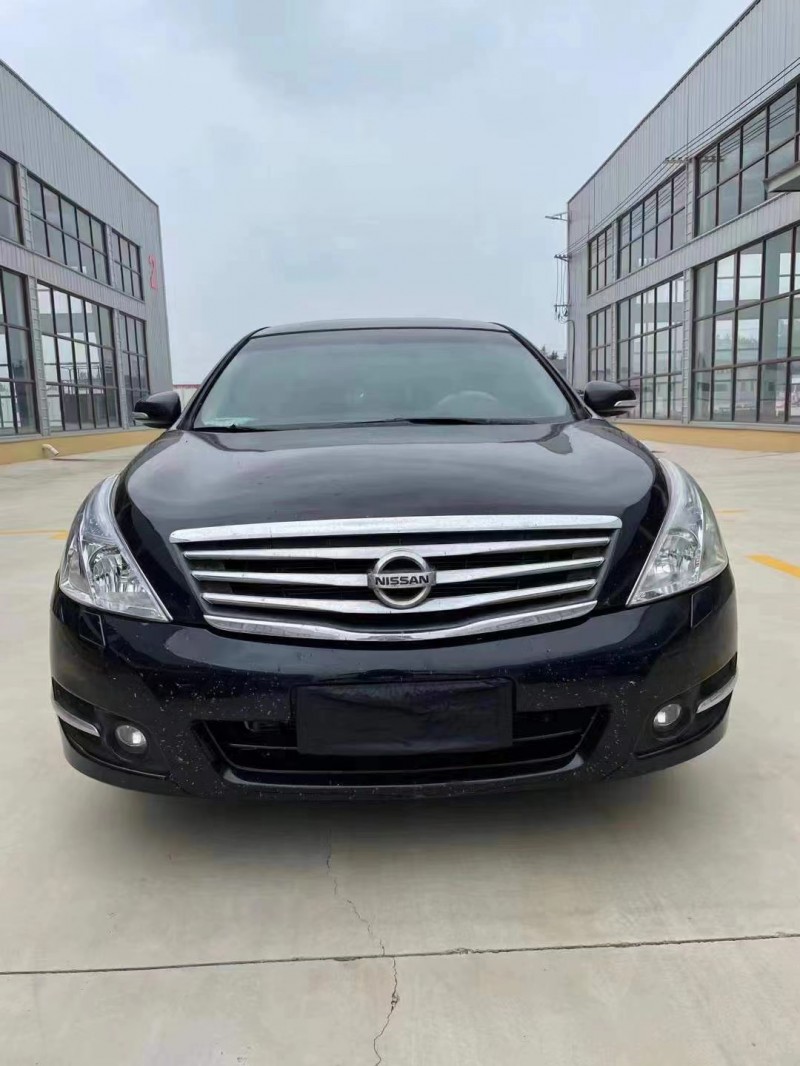 泰安09年日產天籟1
