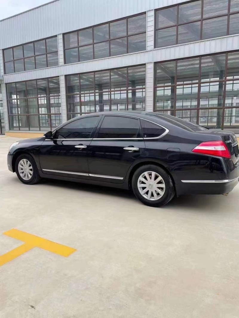 泰安09年日產天籟8