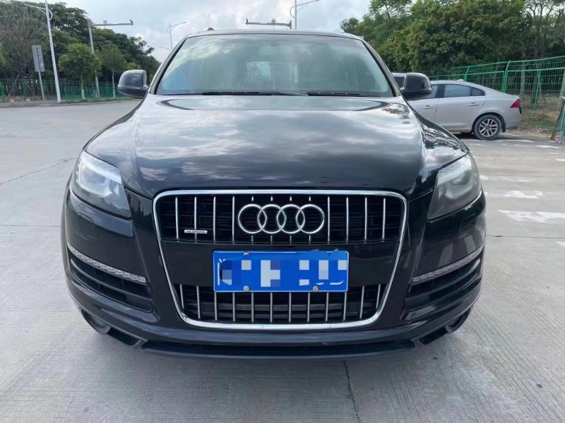 龍巖10年奧迪Q71