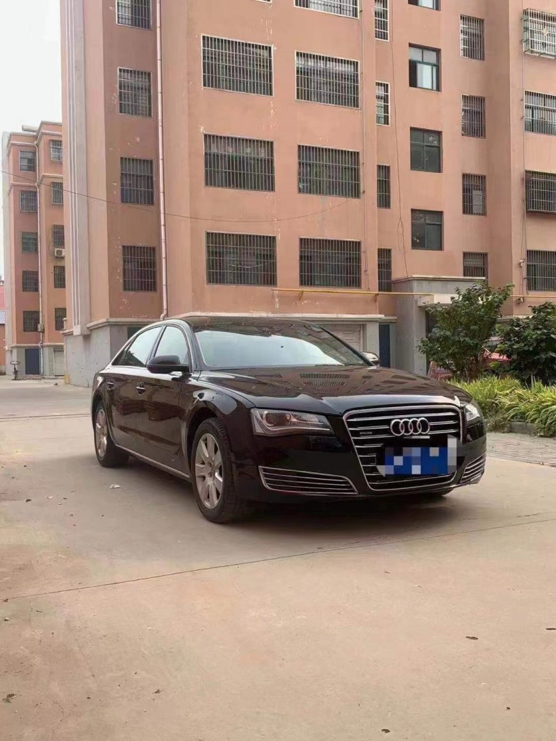 泰安14年奧迪A8L6