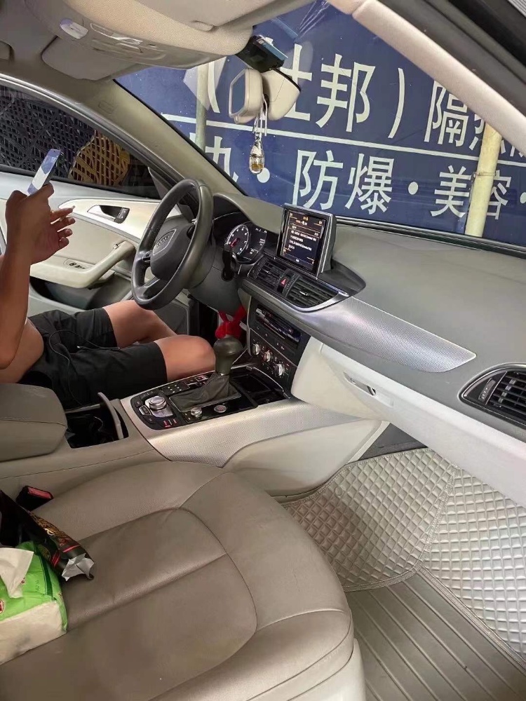 長沙14年奧迪A65