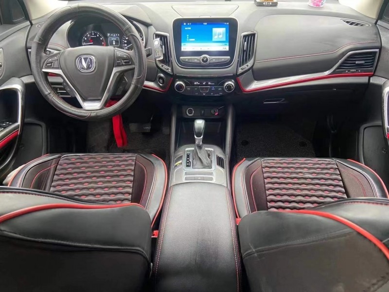 成都18年长安汽车CS555