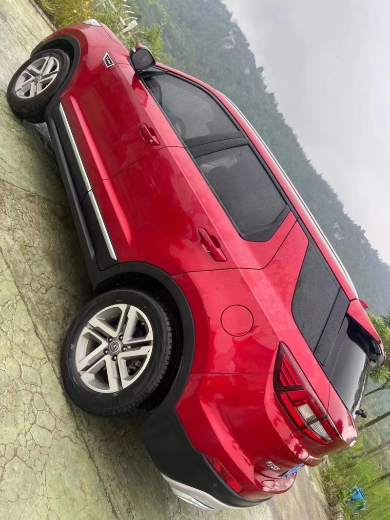 成都18年长安汽车CS553