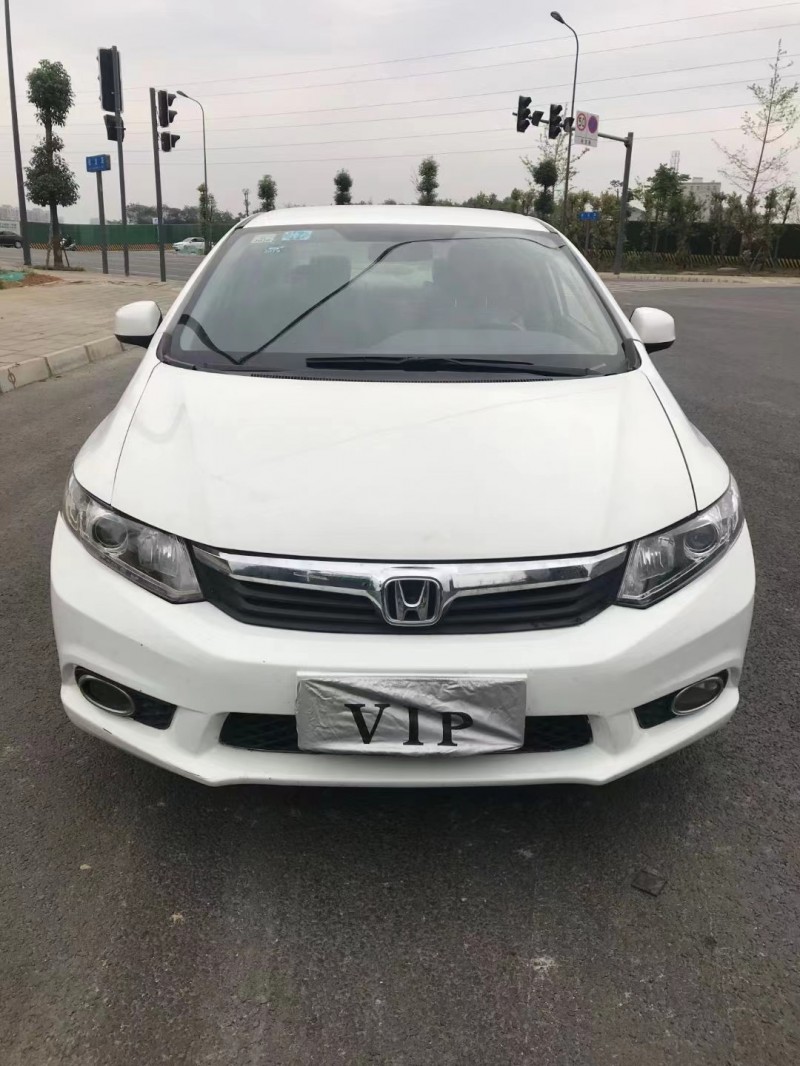 成都13年本田思域7