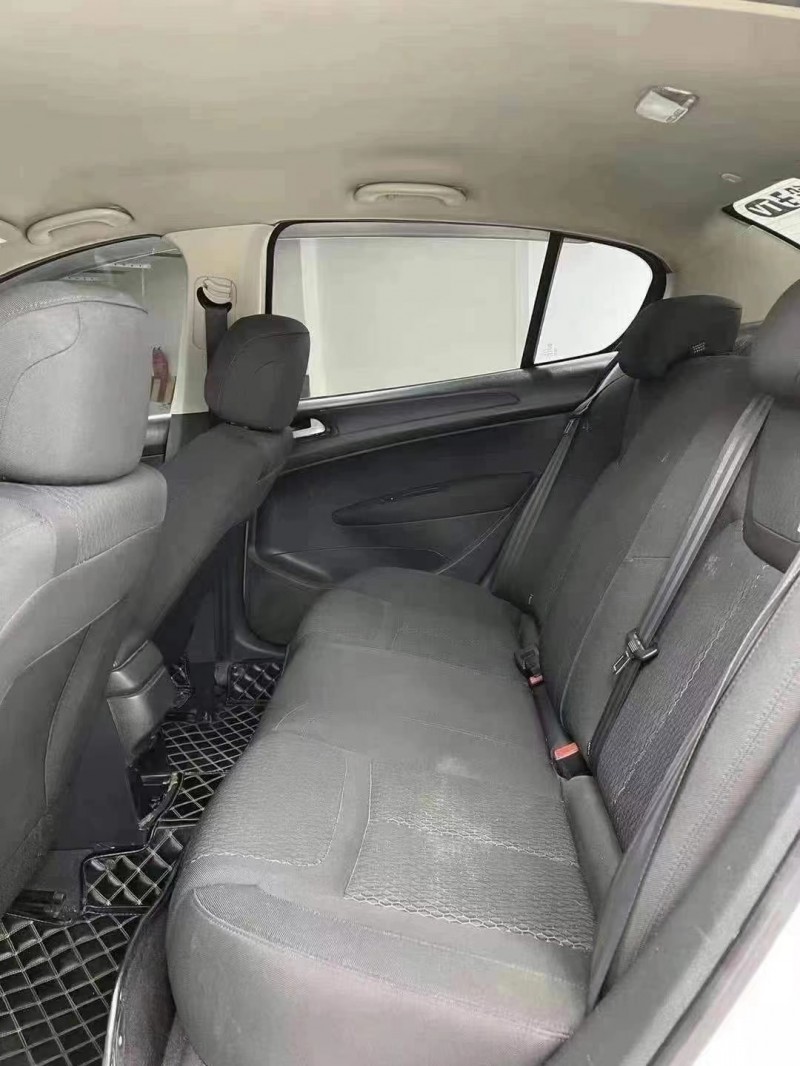 成都16年标致3083