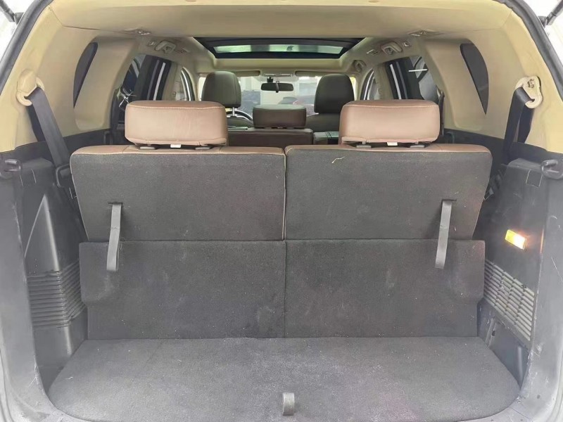 成都18年力帆汽车轩朗3