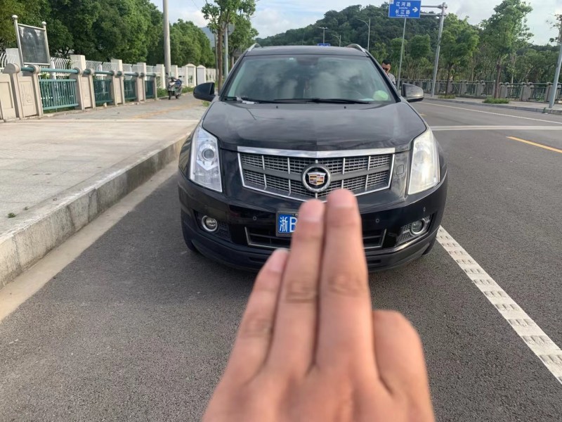 寧波11年凱迪拉克SRX3