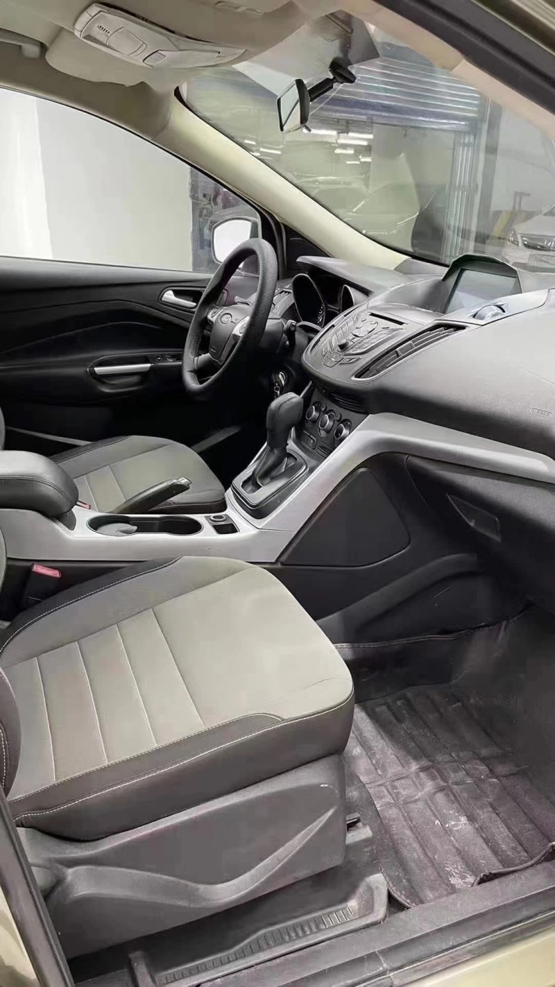 成都14年福特翼虎4