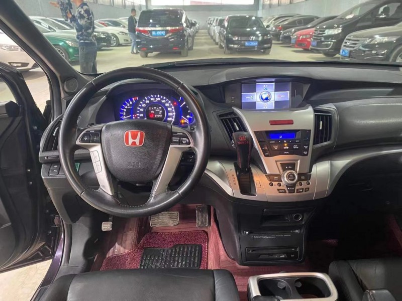 保定13年本田奥德赛2