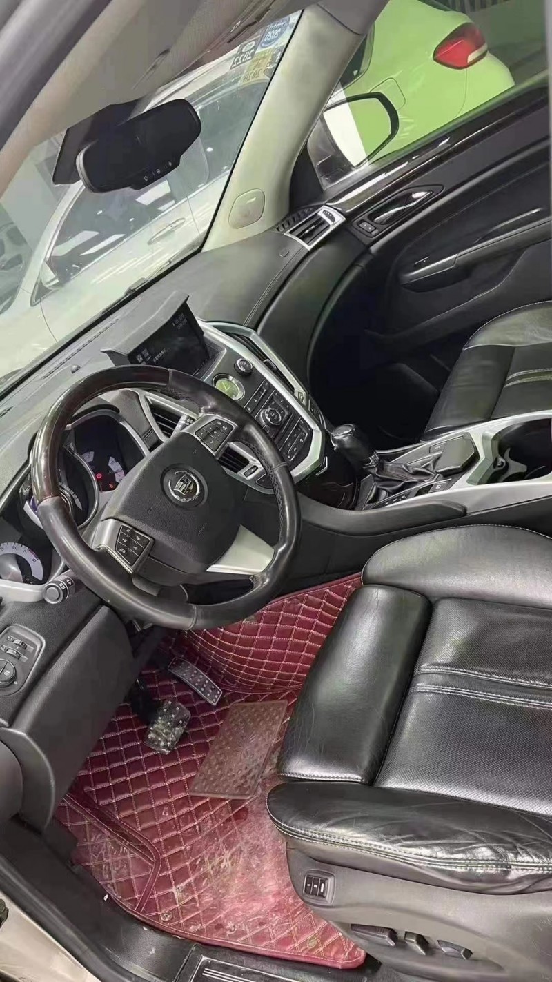 成都12年凯迪拉克SRX6