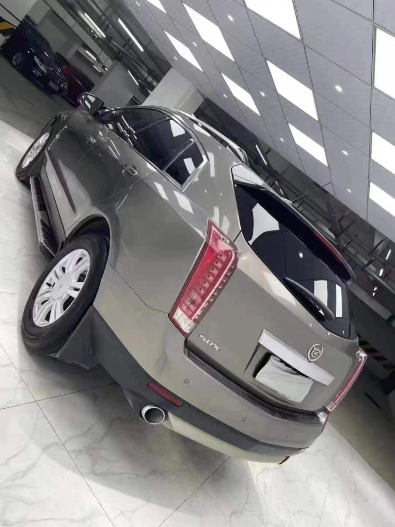 成都12年凯迪拉克SRX2