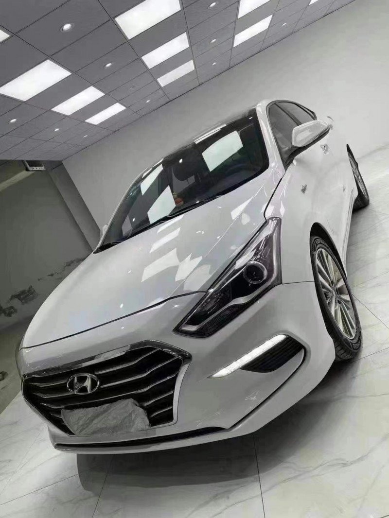 成都17年现代名图8