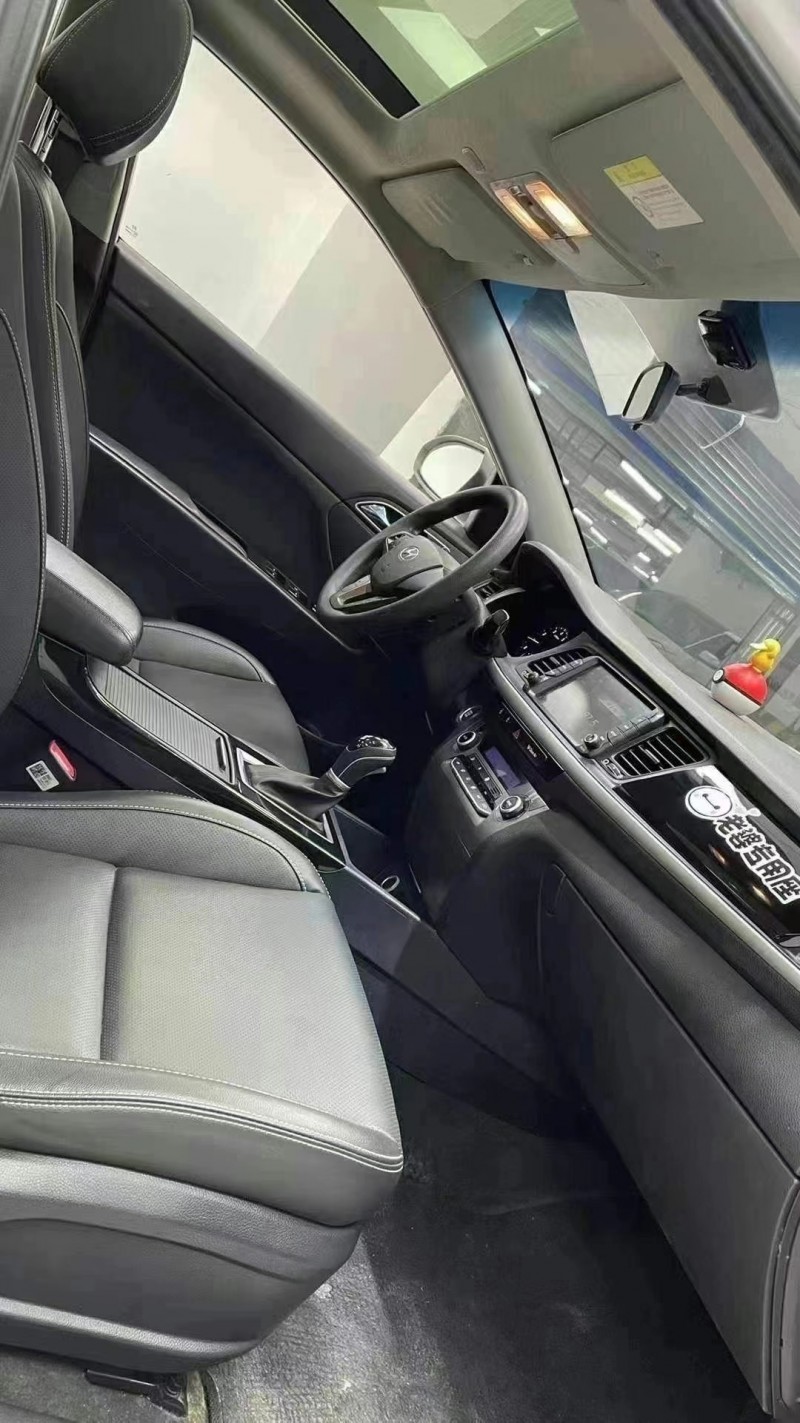 成都17年现代名图4