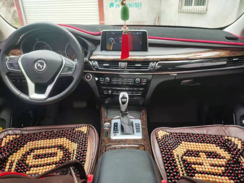 成都18年汉腾汽车X72