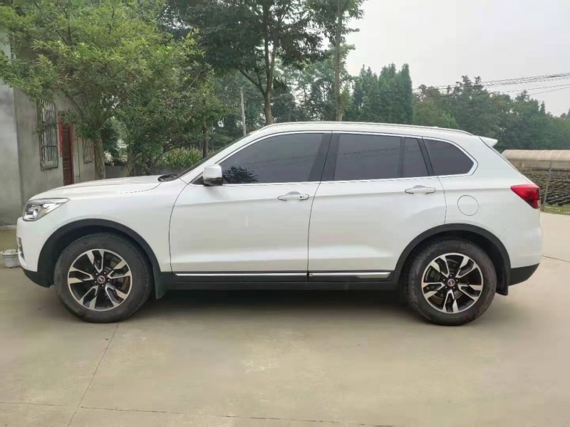 成都18年汉腾汽车X74