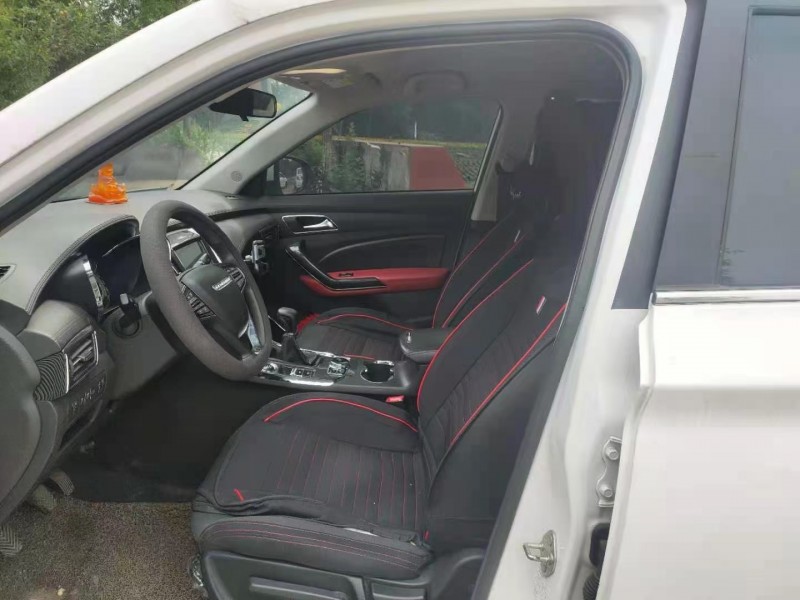 成都18年獵豹汽車CS93