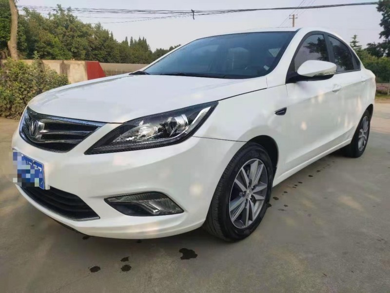 成都18年长安汽车逸动6