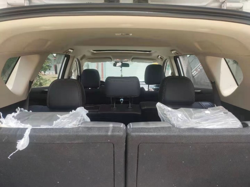 成都20年东风风光5