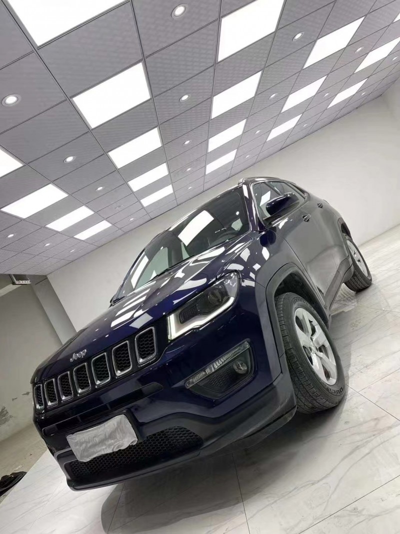 成都20年Jeep指南者8