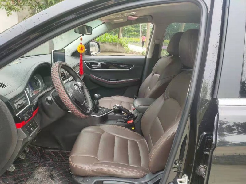 成都19年东风景逸4