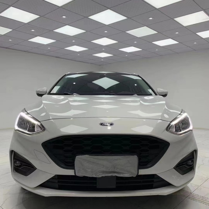 成都20年福特福克斯9