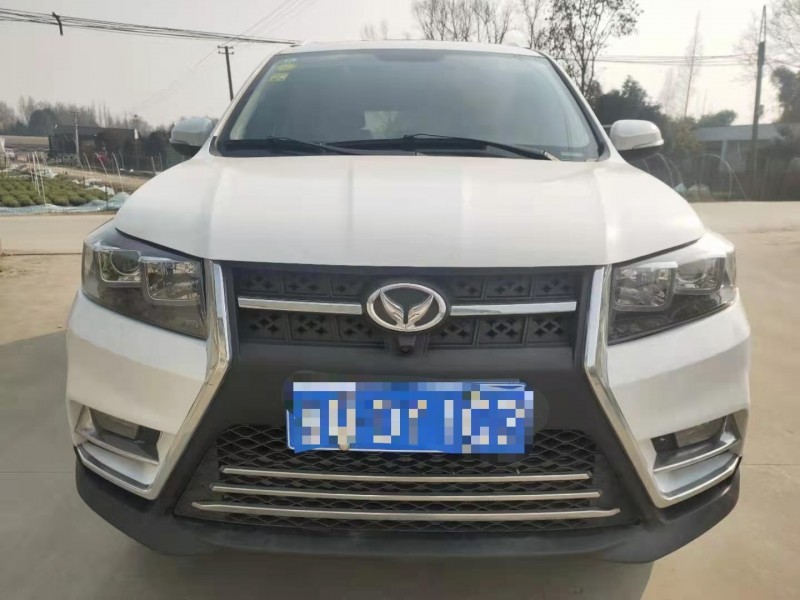 成都18年北汽幻速S31