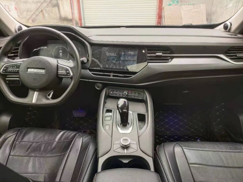 成都19年哈弗F73