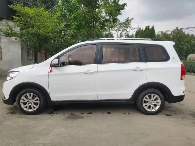 成都17年金杯华晨7507