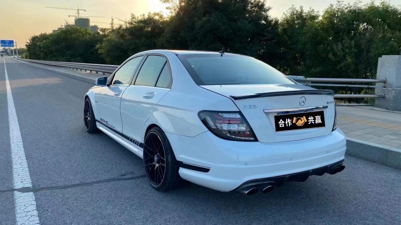 滄州10年奔馳AMG C639