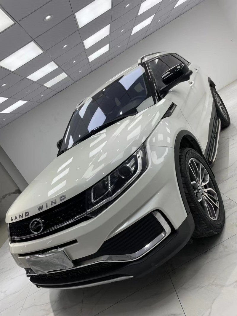 成都19年陆风X78