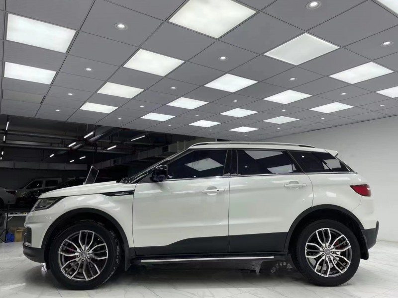 成都19年陆风X77