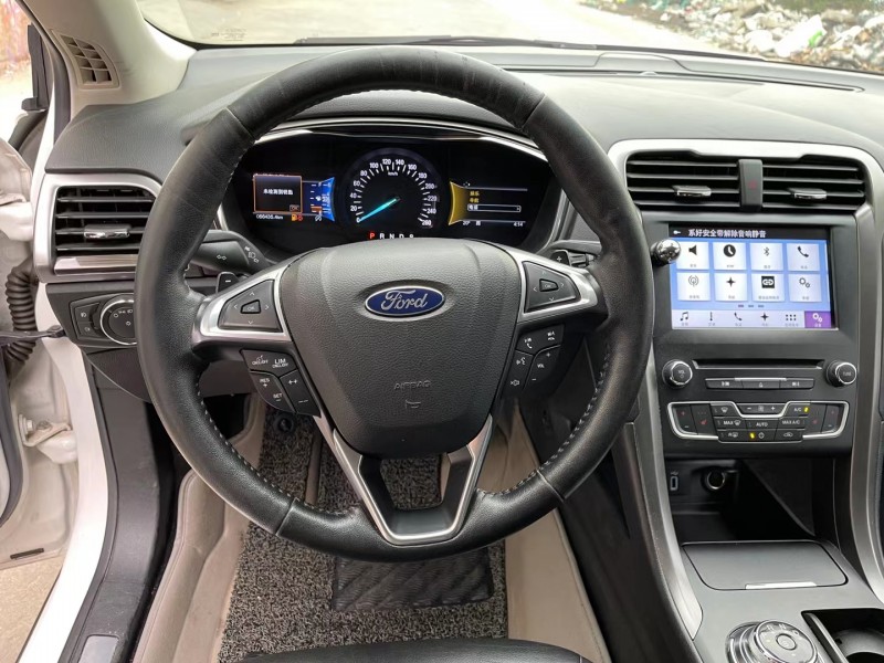 广州17年福特蒙迪欧9