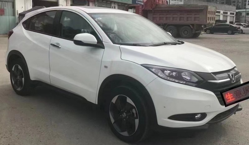 佛山19年本田缤智4