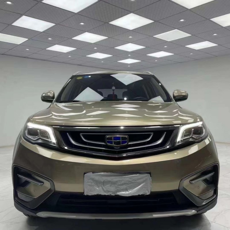 成都19年吉利博越9