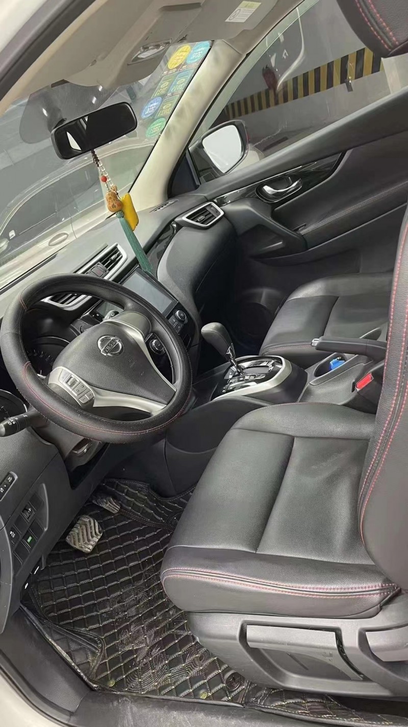 成都17年日产逍客6