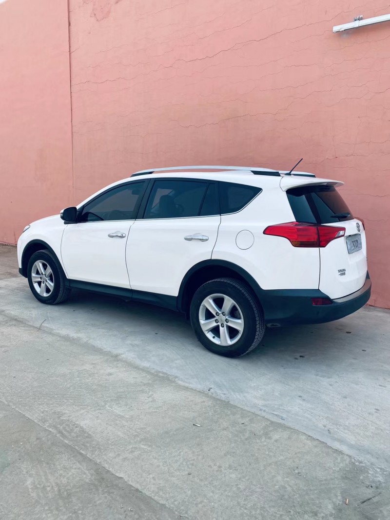 沈陽16年豐田RAV44
