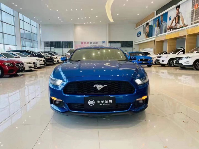 邢台17年福特野马1