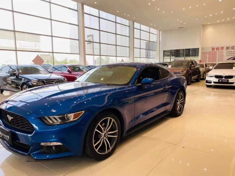 邢台17年福特野马3