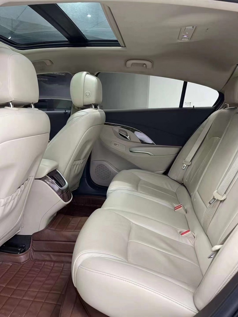 成都16年别克君越3