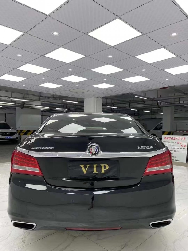 成都16年别克君越1