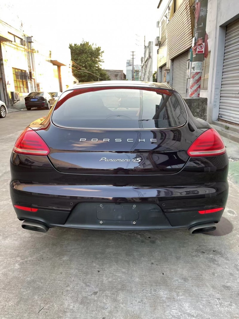 00 万品牌:帕拉梅拉表显里程8万公里以上上牌时间2014-10排放标准3.