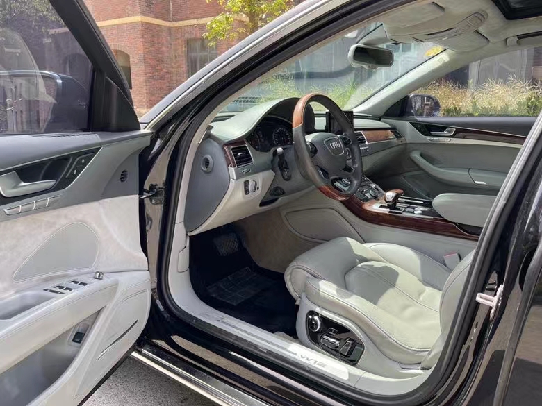 盐城12年奥迪A8L5