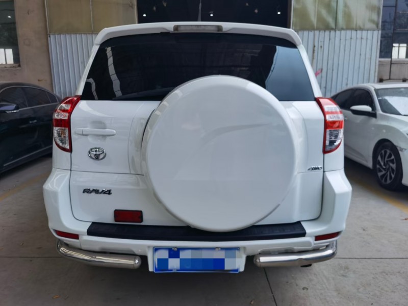 保定12年丰田RAV46