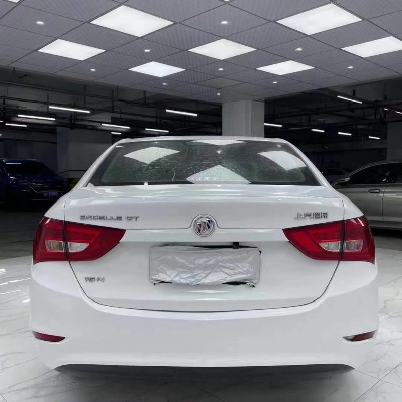 成都16年别克英朗1