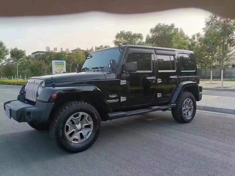 唐山12年Jeep牧馬人7