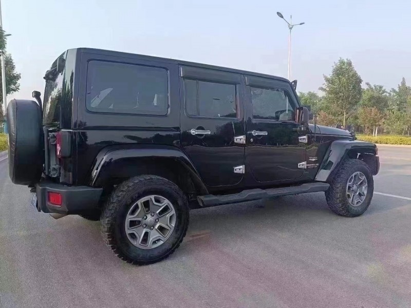 唐山12年Jeep牧馬人2