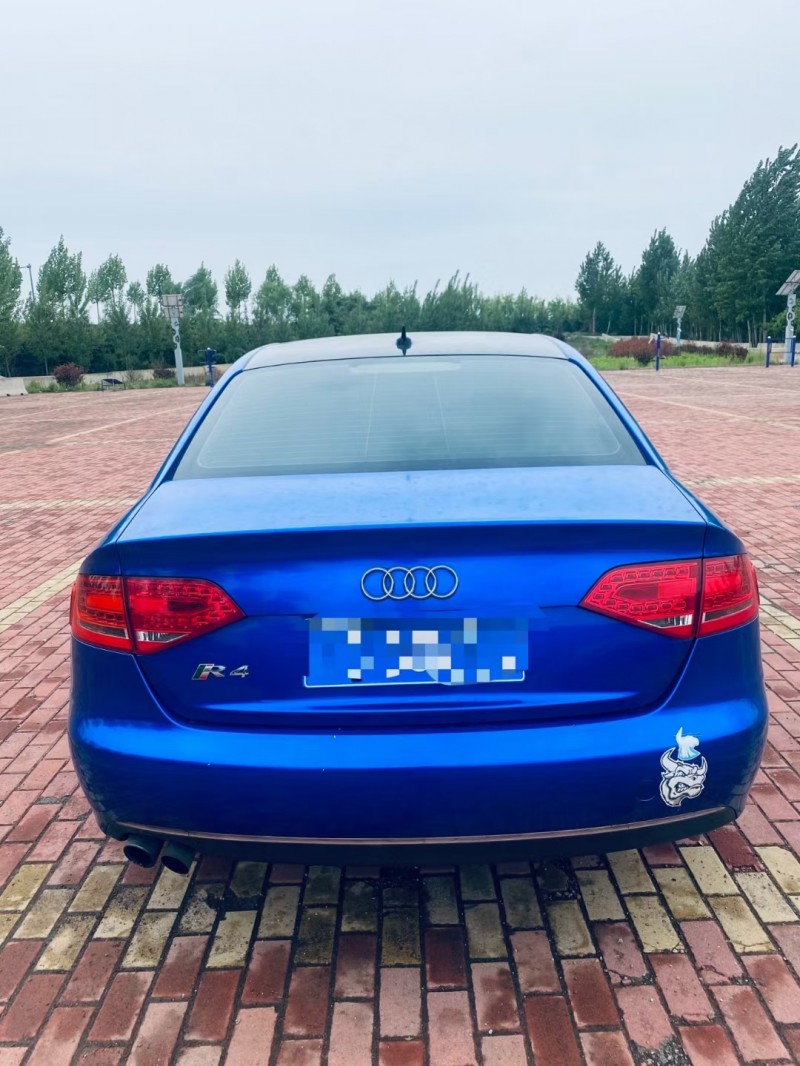 济宁12年奥迪A4L6